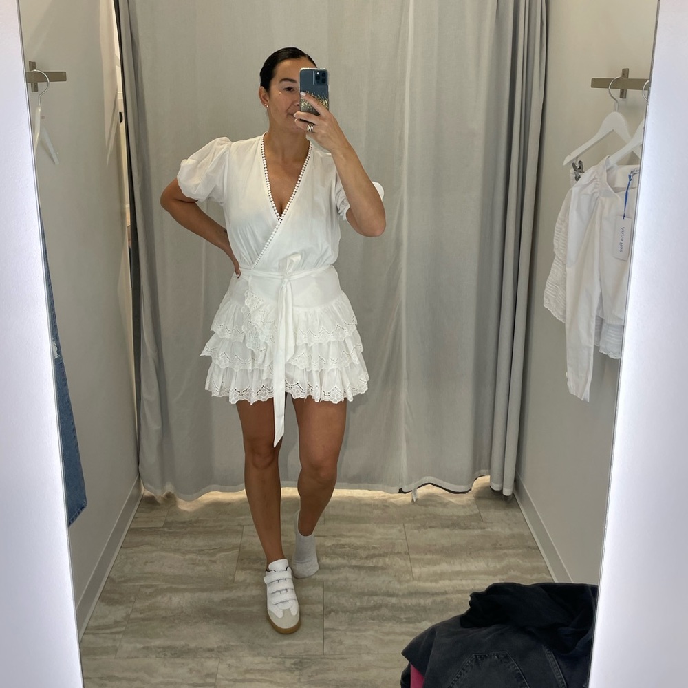 Anna Rae white mini dress, size M.